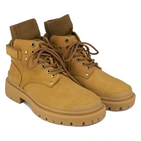 Martin Boots Chestnut