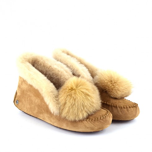 Alena Pom Pom Chestnut