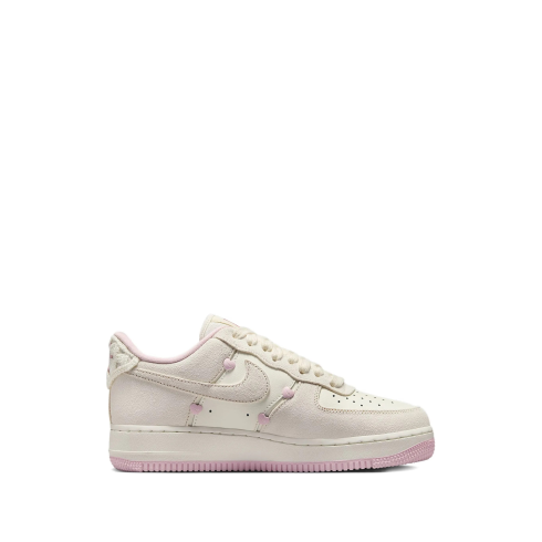 Nike Air Force 1 Low Valentine's Day